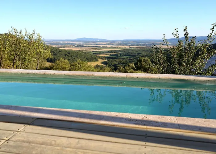 Ateliery Nad Zavozom